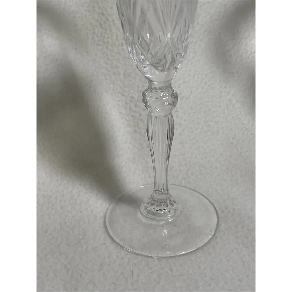 RCR Royal Crystal Rock Overture Fluted Champagne Stem 8-3/8